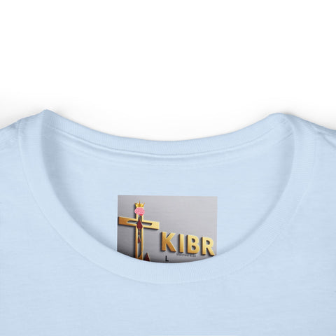 PowHERful – Strength in Christ Tee